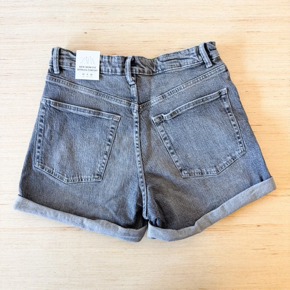 Zara Mom Fit Charcoal Denim Shorts Size 8‎
